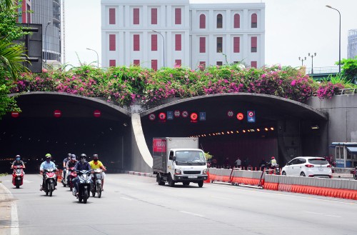 Kết hợp kiến trúc cổ điển, hiện đại trong sự phát triển Thành phố Hồ Chí Minh - ảnh 9