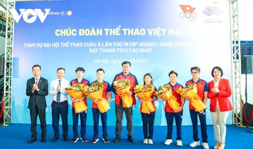 Đoàn Thể thao Việt Nam lên đường tham dự ASIAD 19 - ảnh 4
