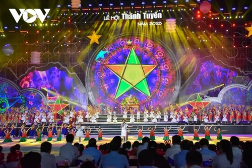 Mãn nhãn với hàng trăm đèn lồng khổng lồ tại Lễ hội Thành Tuyên 2023 - ảnh 3