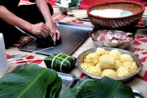 Bánh chưng-biểu tượng truyền thống ẩm thực ngày Tết Việt Nam - ảnh 8