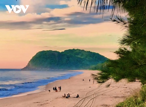 Khám phá Sa Huỳnh – nơi có bãi biển đẹp nhất Quảng Ngãi - ảnh 12