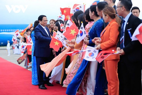 Lễ đón Thủ tướng Phạm Minh Chính và Phu nhân thăm chính thức Hàn Quốc - ảnh 2