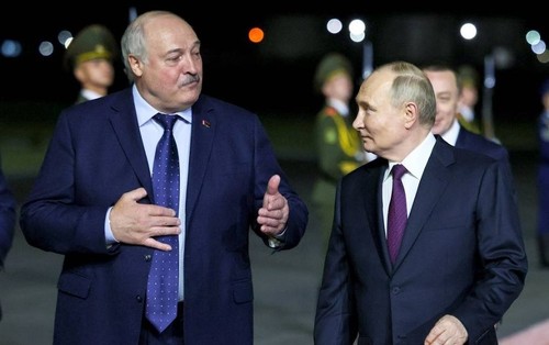 ロシア大統領がベラルーシ訪問 戦術核で協議へ、欧米けん制 - ảnh 1