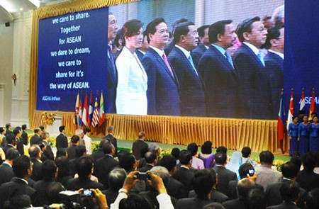 东海问题——第20届东盟峰会的议事内容之一 - ảnh 1