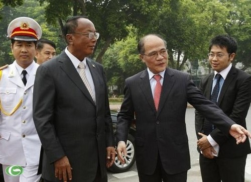 缅甸民族院议长吴钦昂敏圆满结束对越南的访问 - ảnh 1