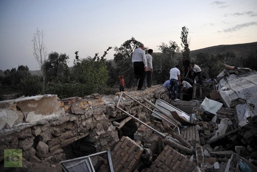 伊朗发生强烈地震，造成数百人死亡 - ảnh 1