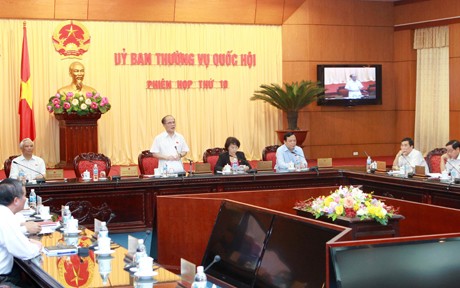 越南国会常务委员会就基层调解法草案进行讨论 - ảnh 1