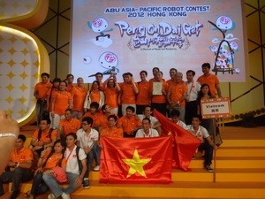 越南队在亚太大学生机器人大赛中获得亚军 - ảnh 1