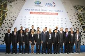 越南代表参加俄罗斯总统普京与亚太经合组织经济体工会领导人会见活动 - ảnh 1