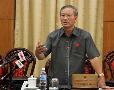 越南国会科技委员会举行质询会议 - ảnh 1