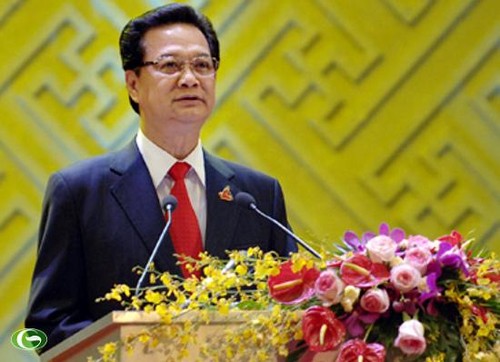 越南政府总理阮晋勇赴老挝出席第九届亚欧首脑会议 - ảnh 1