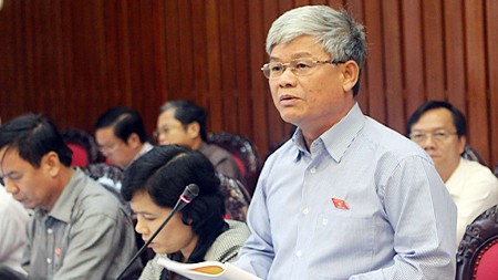 越南13届国会4次会议讨论防灾减灾法草案和科技法修正草案 - ảnh 1