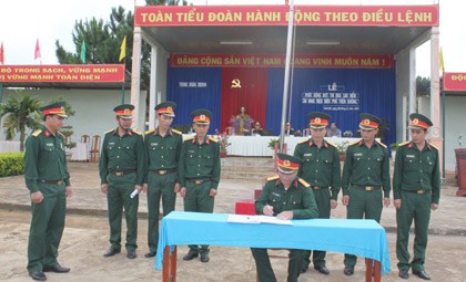 越南人民军发起“空中奠边府的回响”竞赛运动 - ảnh 1