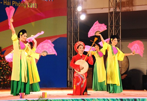 2012年越南文化遗产日活动 - ảnh 2