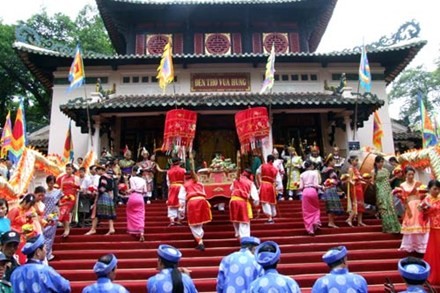 雄王祭祀信仰被UNESCO正式列入《人类非物质文化遗产代表作名录》 - ảnh 1