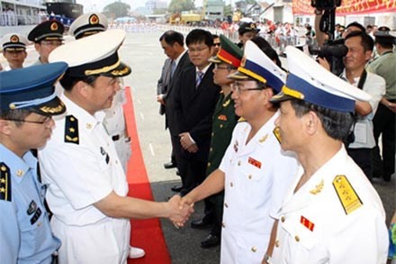 中国海军编队访问胡志明市 - ảnh 1