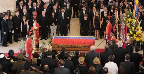 数百万民众和30多国元首参加乌戈·查韦斯总统的丧礼 - ảnh 1