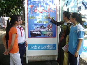 安沛省举行越南海洋海岛宣传摄影展 - ảnh 1