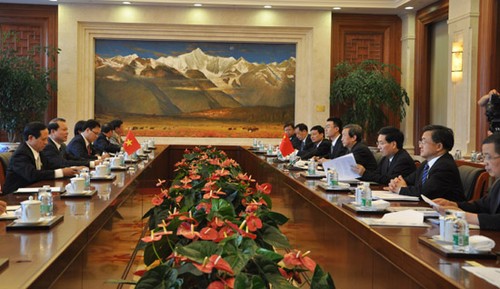  越南政府副总理武文宁访问中国 - ảnh 1
