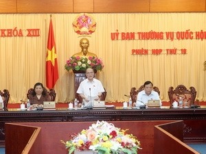 越南国会常委会讨论《投标法》修正草案 - ảnh 1