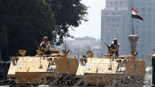 美国暂停对埃及的军事与财政援助 - ảnh 1
