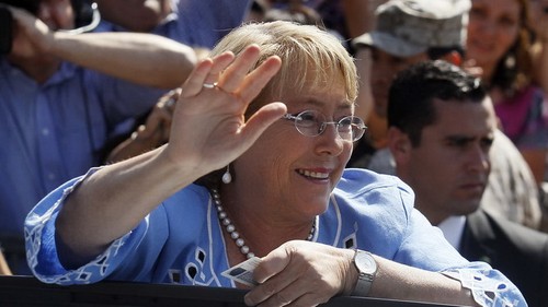 南美首位女总统巴切莱特再度赢得智利大选 - ảnh 1