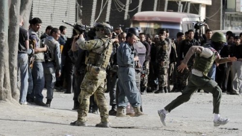 阿富汗发生自杀式爆炸袭击事件，造成十多人伤亡 - ảnh 1