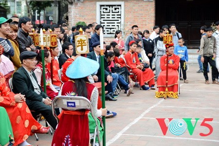 春节在文庙观看人棋比赛 - ảnh 9