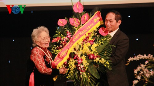 二征夫人起义1974周年暨三.八国际妇女节104周年纪念活动在胡志明市举行 - ảnh 1