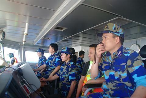 越南海上警察和渔业检查力量将陪伴渔民出海 - ảnh 1