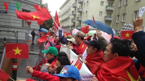 海外越南人继续反对中国 - ảnh 1