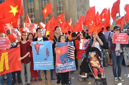 反对中国在越南海域非法设置钻井平台游行在墨西哥举行 - ảnh 1