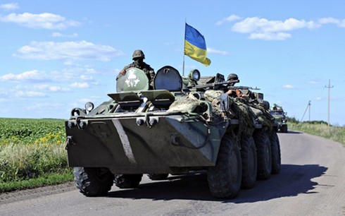  乌克兰军方：不会在军事行动中大规模轰炸居民点 - ảnh 1