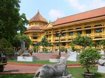 越南历史博物馆——游客青睐的旅游景点 - ảnh 2