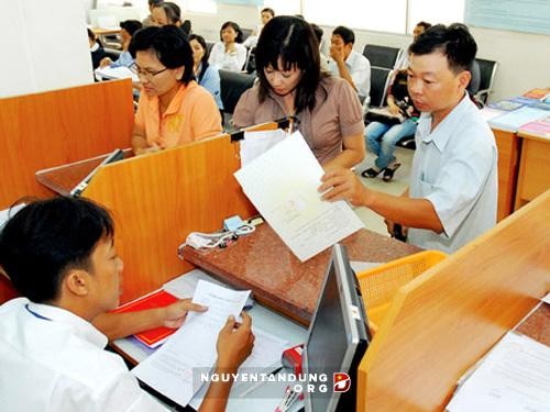 建设高效专业的越南公共行政体系和公务员队伍 - ảnh 1