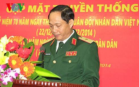 越南人民军建军七十周年纪念活动在全国各地举行 - ảnh 1