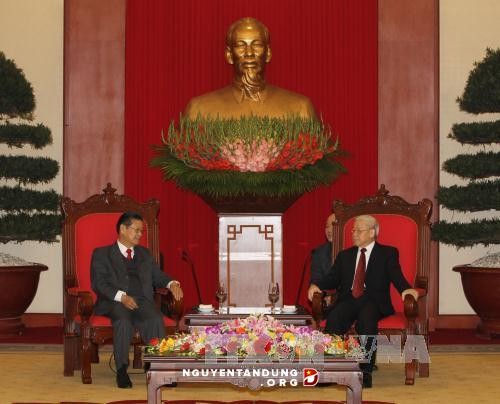 老挝副总理宋沙瓦：老挝将同越南一道永远维护老越特殊关系 - ảnh 1