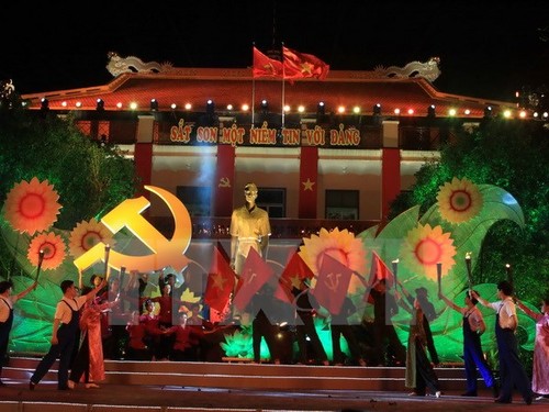 国内外举行多项切实和极具意义的活动纪念越南共产党成立85周年 - ảnh 1