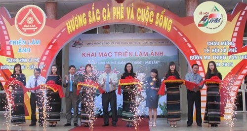 邦美蜀咖啡节正式开幕：弘扬越南咖啡 - ảnh 1