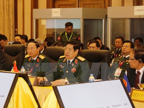 第9届东盟国防部长会议讨论多项重要安全问题 - ảnh 1