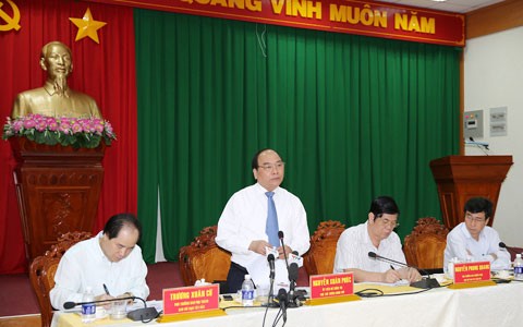 阮春福副总理：有力推动地区联动合作促进经济发展 - ảnh 1