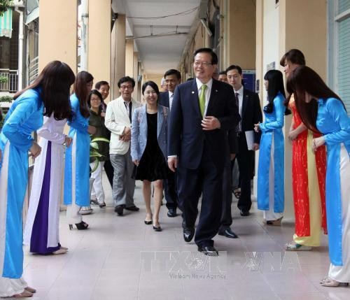 韩国国会议长郑义和圆满结束对越南的正式访问 - ảnh 1
