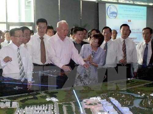 越南在新加坡已故总理李光耀战略视野中的地位 - ảnh 1