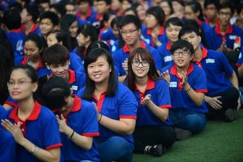 胡志明市  2015年“高考接力”活动出征仪式举行 - ảnh 1