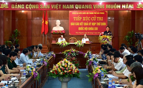 越南政府总理阮晋勇向选民通报第13届国会第9次会议结果 - ảnh 1