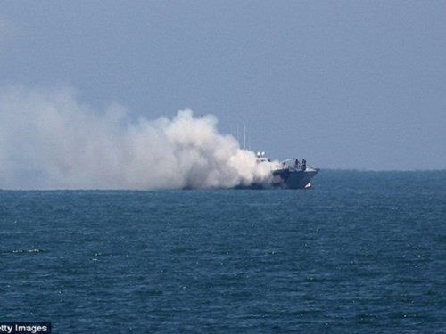 “伊斯兰国”极端组织袭击埃及军舰 - ảnh 1