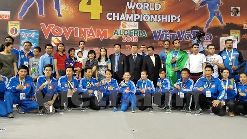 越南队在阿尔及利亚2015年第4次越武道世界锦标赛上夺冠 - ảnh 1