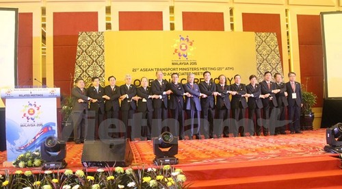 越南出席第21届东盟交通部长会议 - ảnh 1