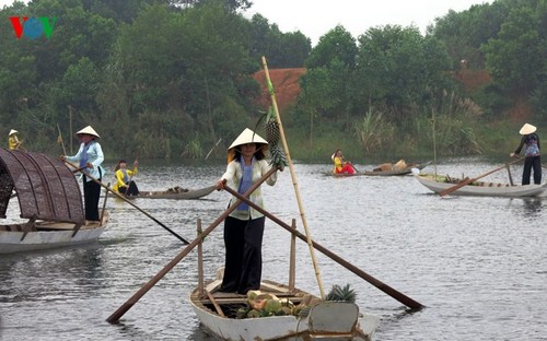 在河内越南民族旅游文化村再现南方水上集市文化 - ảnh 6