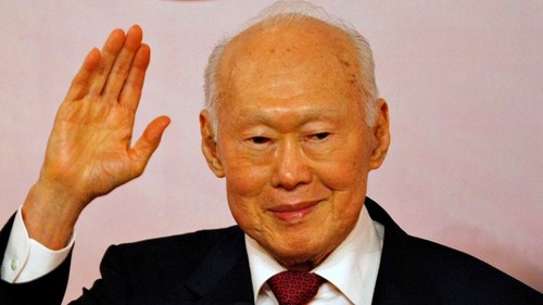 新加坡前总理李光耀被评为“2015年亚洲人物” - ảnh 1